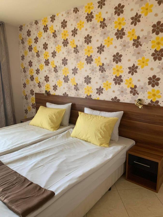 فارنا Семеен Хотел Брилянс - Family Hotel Brilliance المظهر الخارجي الصورة