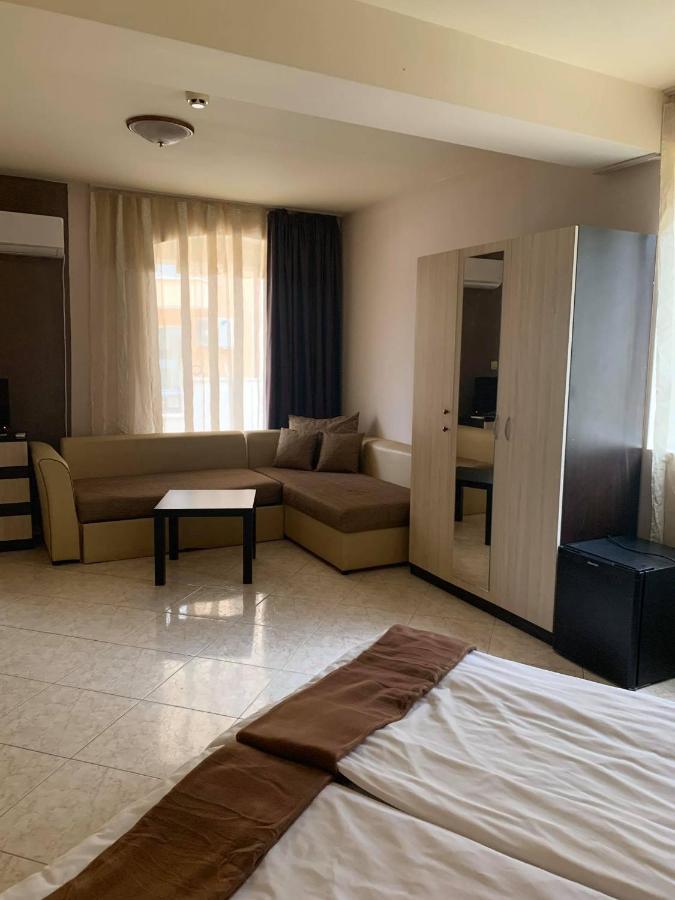 فارنا Семеен Хотел Брилянс - Family Hotel Brilliance المظهر الخارجي الصورة