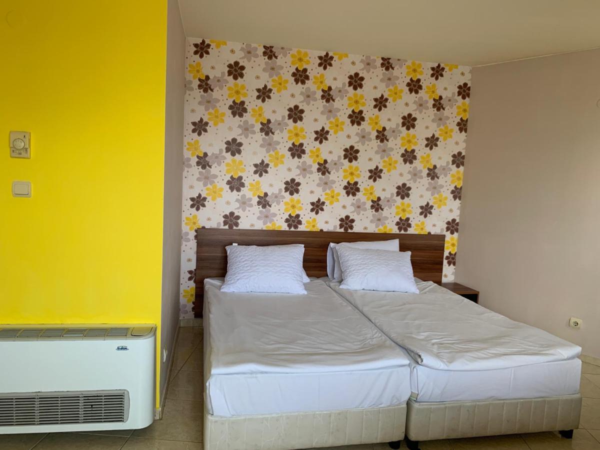 فارنا Семеен Хотел Брилянс - Family Hotel Brilliance المظهر الخارجي الصورة